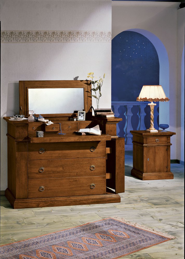 Gruppo comò con ribalta e fianchi apribili