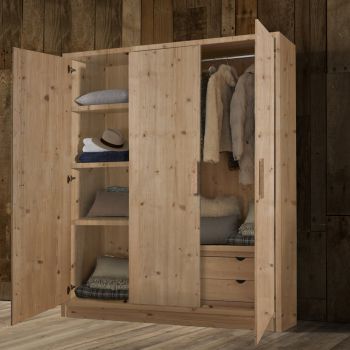 Interno armadio a 3 porte