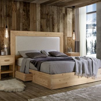 Basamento per letto matrimoniale.