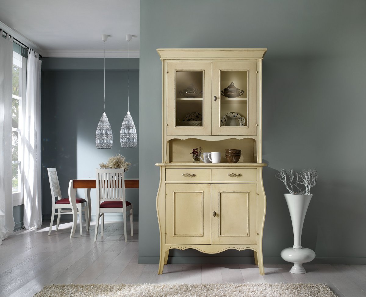 Cristalliera a 4 porte e 2 cassetti